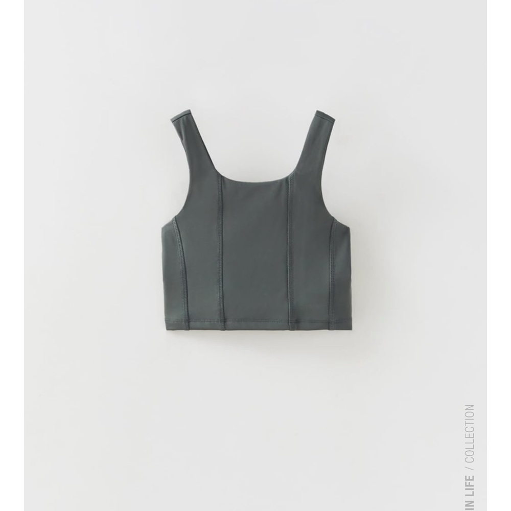 ✨SALE ✨ZARA ATHLETIC OVERLOCK TOP ✨SALE ✨
